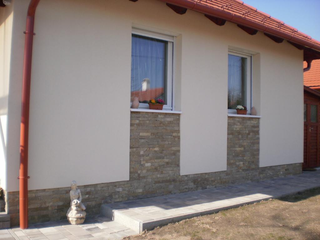 Apartamento Molni Balatonfůzfő Exterior foto